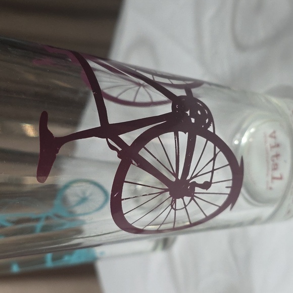 Set of Bicycle Print Glasses - Picture 6 of 8